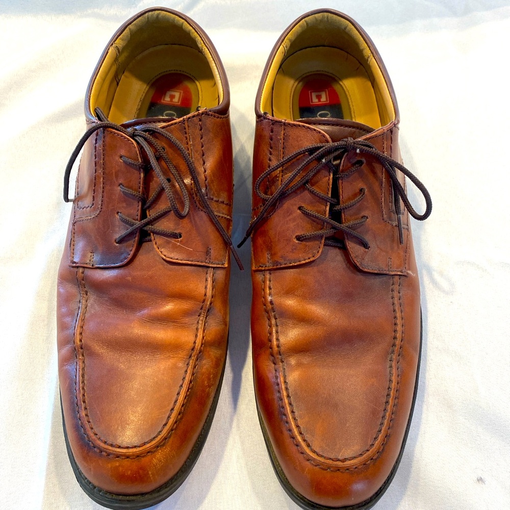Men's Chaps lace-up oxford style business casual dress shoes, brown/camel color